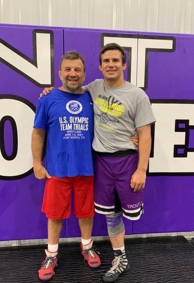 Doyle Trout standing with Ken Chertow