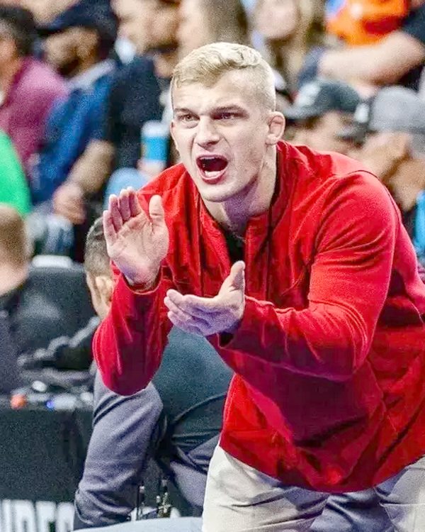 Hayden Hidlay, a Ken Chertow summer wrestling camp clinician